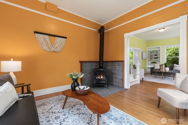 8395 NE Oddfellows, Bainbridge Island, WA 98110