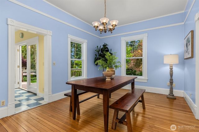 8395 NE Oddfellows, Bainbridge Island, WA 98110