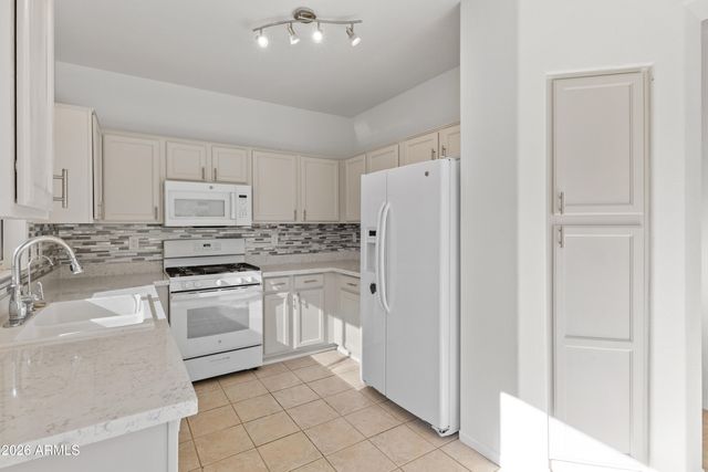 19213 N 138TH Avenue, Sun City West, AZ 85375