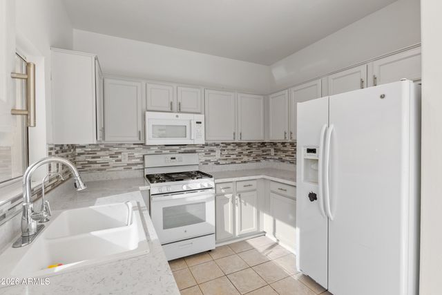 19213 N 138TH Avenue, Sun City West, AZ 85375