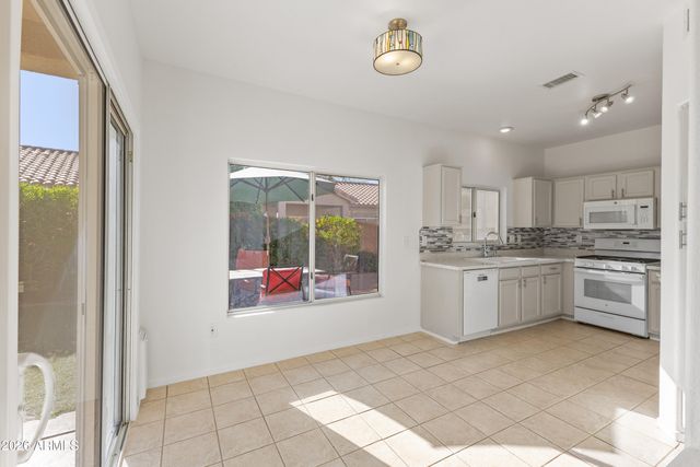 19213 N 138TH Avenue, Sun City West, AZ 85375