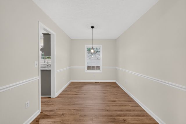 514 Rhodes Cir, Gallatin, TN 37066