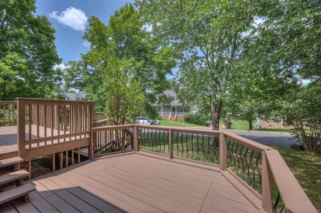 514 Rhodes Cir, Gallatin, TN 37066