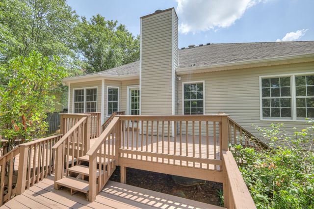 514 Rhodes Cir, Gallatin, TN 37066