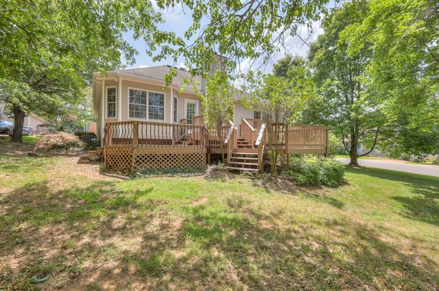 514 Rhodes Cir, Gallatin, TN 37066