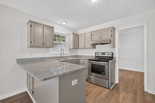 514 Rhodes Cir, Gallatin, TN 37066