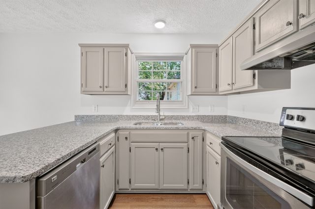 514 Rhodes Cir, Gallatin, TN 37066