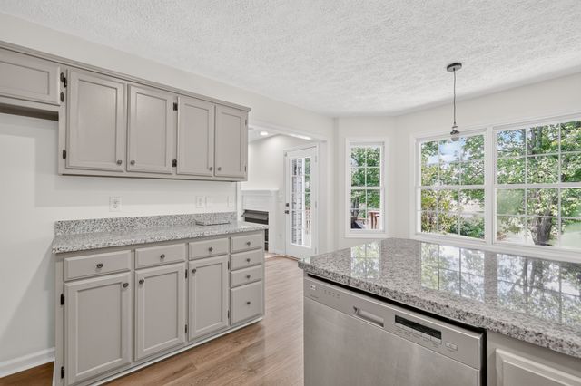 514 Rhodes Cir, Gallatin, TN 37066