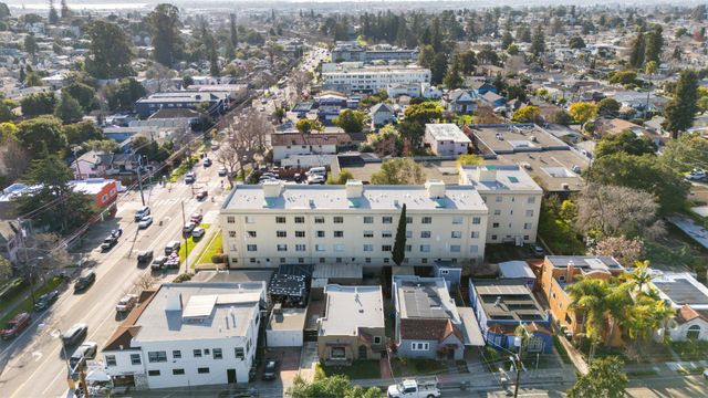 4175 Culver St, Oakland, CA 94619