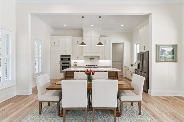 145 Lone Pine Court, Waverly, GA 31565