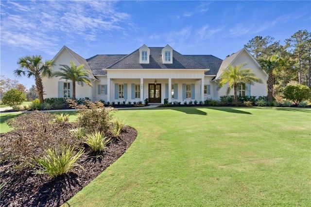 145 Lone Pine Court, Waverly, GA 31565