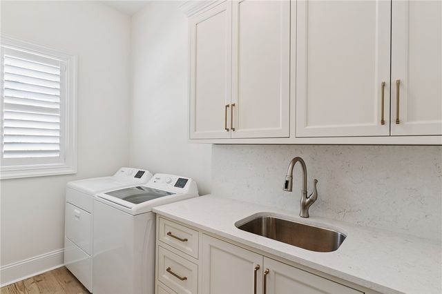 145 Lone Pine Court, Waverly, GA 31565