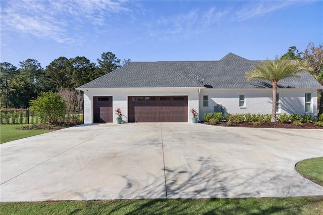 145 Lone Pine Court, Waverly, GA 31565