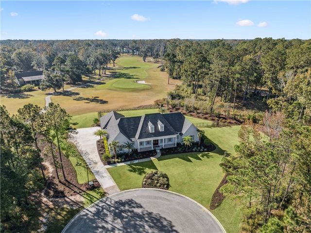 145 Lone Pine Court, Waverly, GA 31565