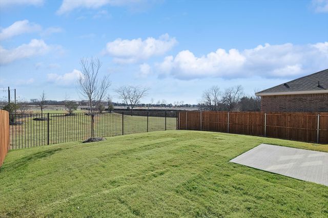 2106 Harebell Drive, Melissa, TX 75454