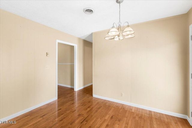 542 Mosswood Lane, Bristol, VA 24201