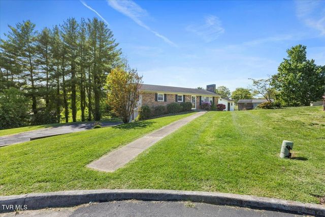 542 Mosswood Lane, Bristol, VA 24201