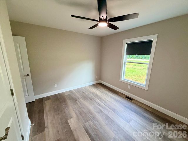 6415 Little Mountain Road, Sherrills Ford, NC 28673