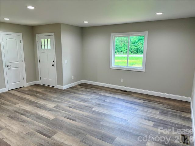 6415 Little Mountain Road, Sherrills Ford, NC 28673