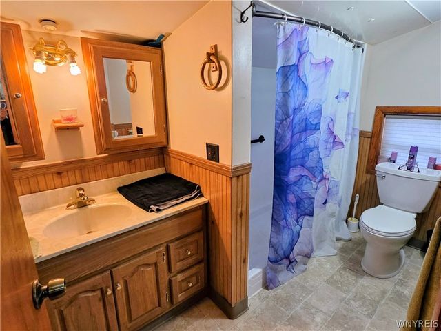 660 East Main Street, Batavia City, NY 14020