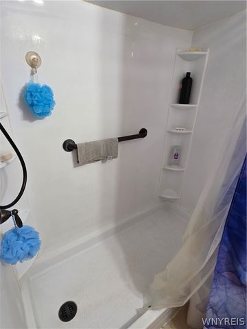 660 East Main Street, Batavia City, NY 14020