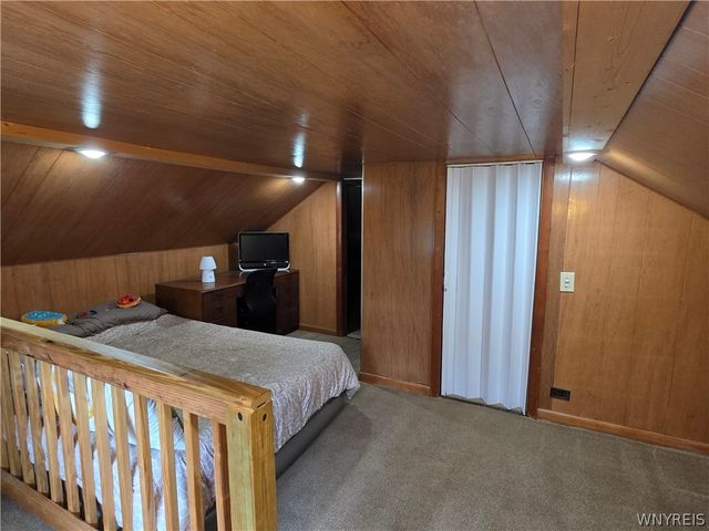 660 East Main Street, Batavia City, NY 14020