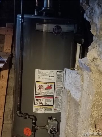 660 East Main Street, Batavia City, NY 14020