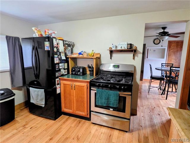 660 East Main Street, Batavia City, NY 14020