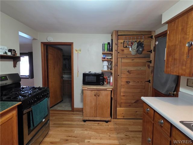 660 East Main Street, Batavia City, NY 14020