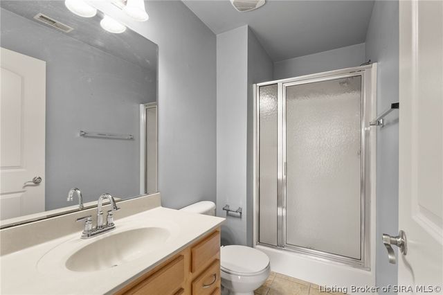 2534 Charlestown Road 11, New Albany, IN 47150