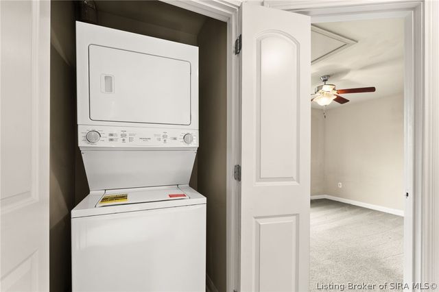 2534 Charlestown Road 11, New Albany, IN 47150