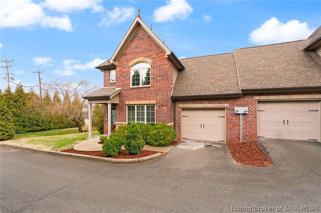 2534 Charlestown Road 11, New Albany, IN 47150