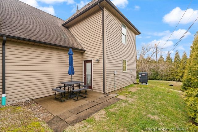 2534 Charlestown Road 11, New Albany, IN 47150