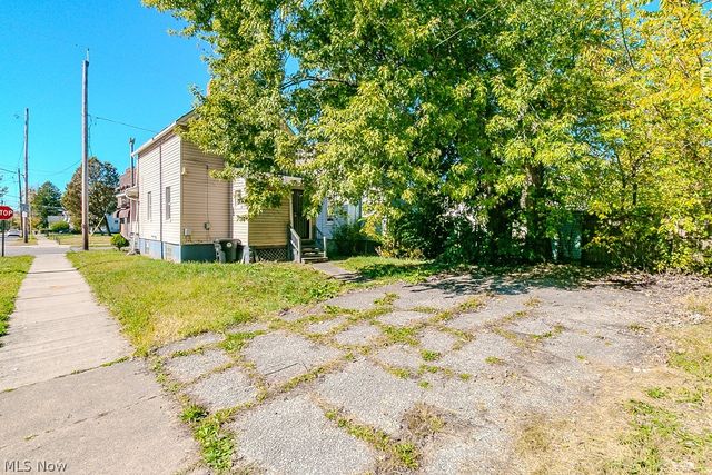 3651 E 103rd Street, Cleveland, OH 44105