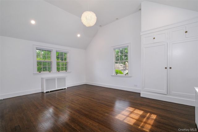 7 AXTELL Drive, Scarsdale, NY 10583