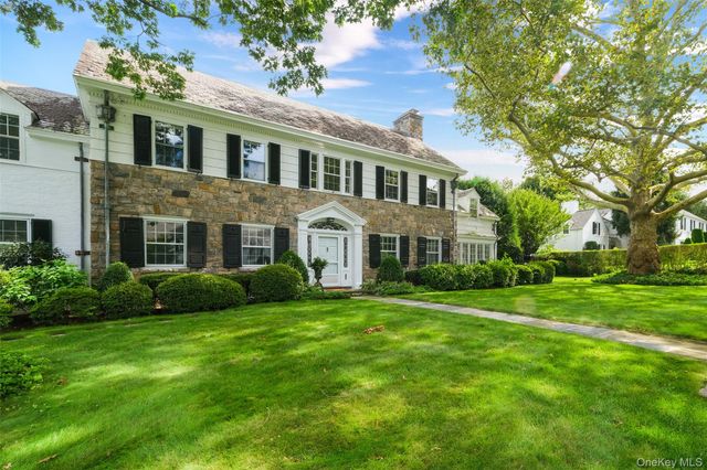 7 AXTELL Drive, Scarsdale, NY 10583