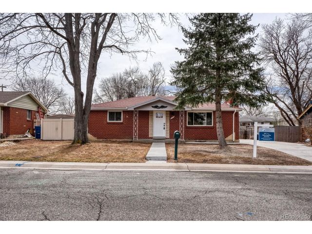 8126 Benton Way, Arvada, CO 80003