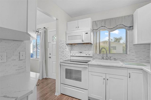 5940 EASY STREET K31, Bradenton, FL 34207