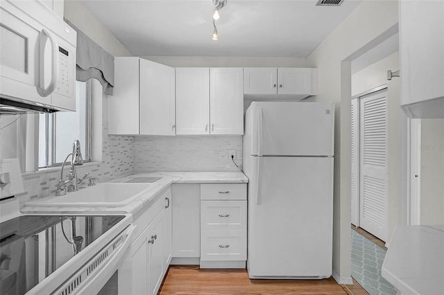 5940 EASY STREET K31, Bradenton, FL 34207