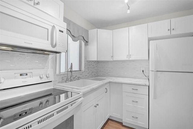 5940 EASY STREET K31, Bradenton, FL 34207