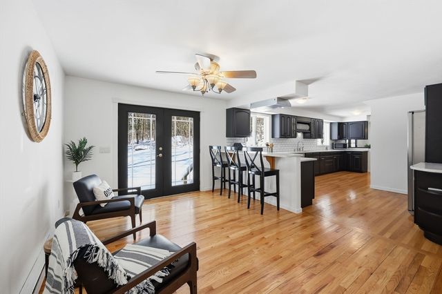 429 Moore St, Ludlow, MA 01056