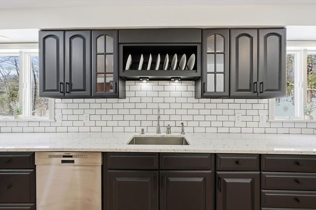 429 Moore St, Ludlow, MA 01056