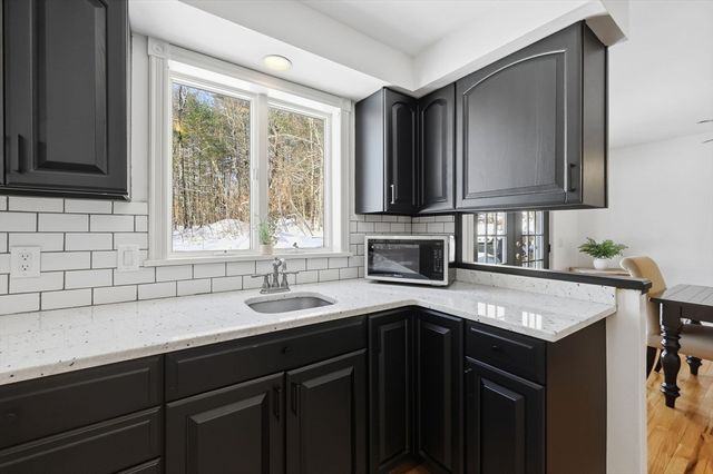 429 Moore St, Ludlow, MA 01056