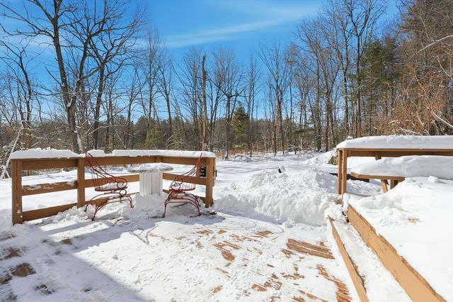 429 Moore St, Ludlow, MA 01056