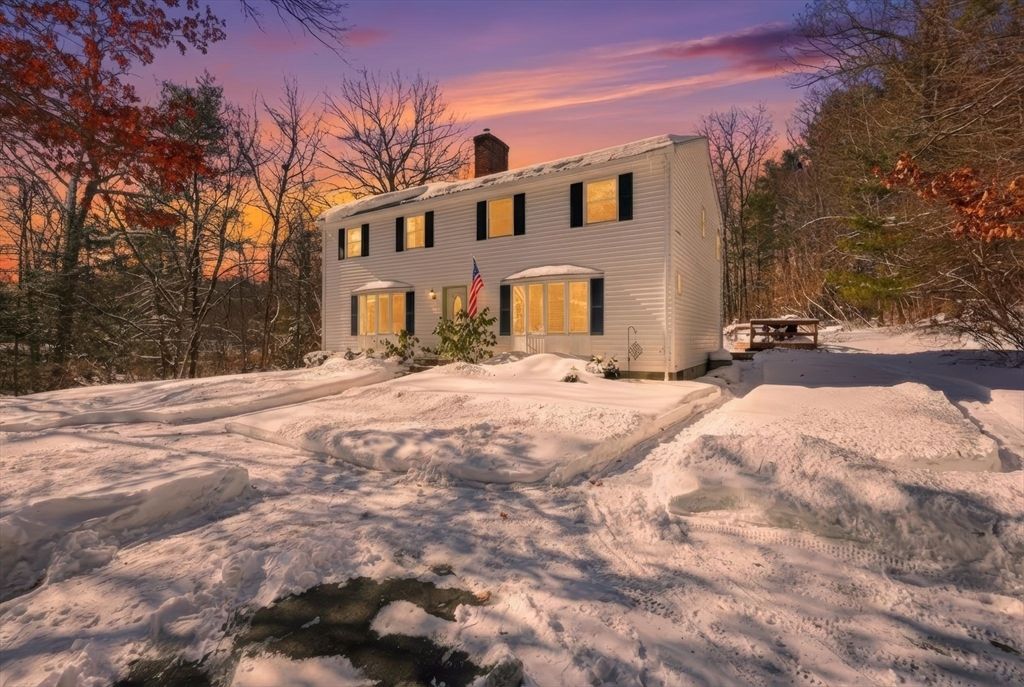 429 Moore St, Ludlow, MA 01056