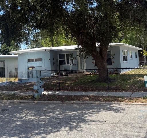 1929 3RD AVENUE E, Bradenton, FL 34208