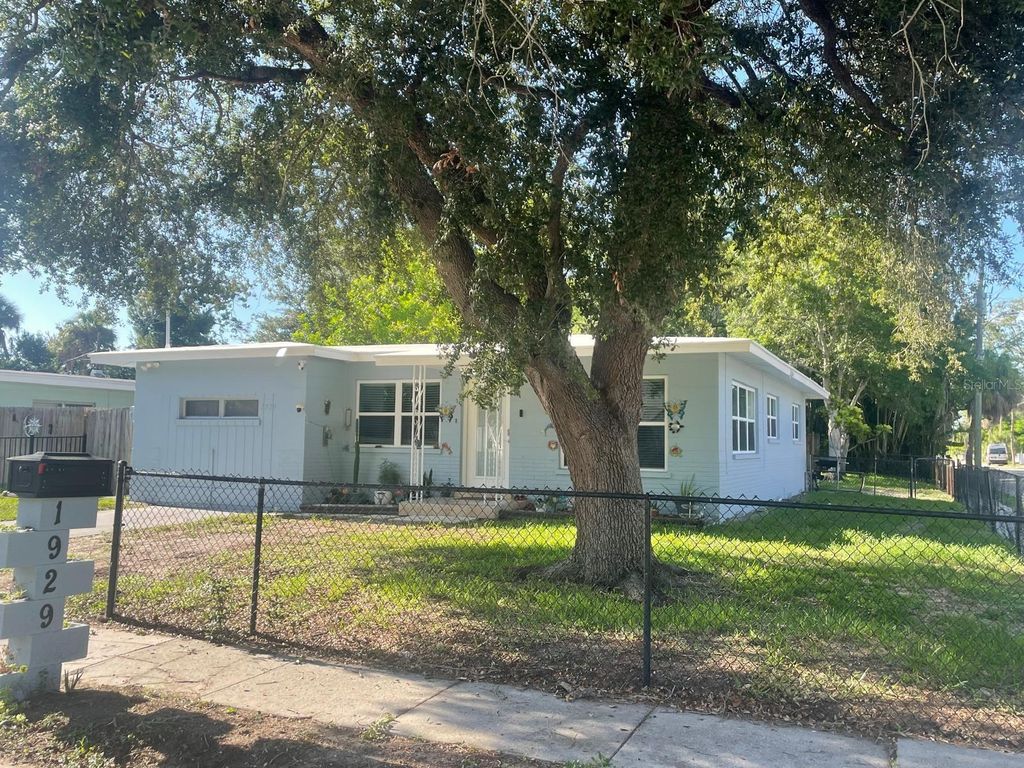 1929 3RD AVENUE E, BRADENTON, FL 34208 — photo 2