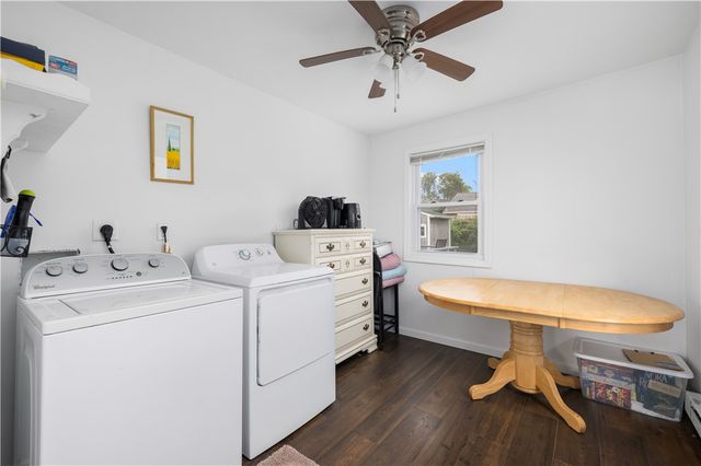 14 Stanton Avenue, Narragansett, RI 02882