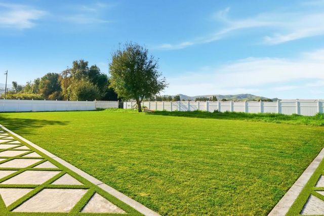 194 Lantz Drive, Morgan Hill, CA 95037