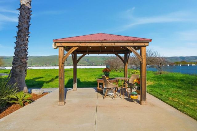 194 Lantz Drive, Morgan Hill, CA 95037